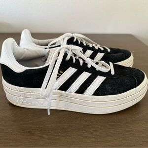 EUC Adidas Gazelle Bold, Black & White